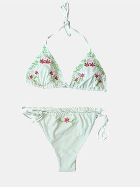 NWOT Zaful Off White/Ivory and Floral Embroidered Triangle Bikini Set